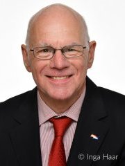 Profilbild: Prof. Dr. Norbert Lammert 